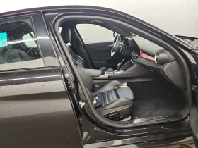 Alfa Romeo Giulia * VELOCE* AWD* PANO* DISTRONIC* KAMERA* PODGREV* , снимка 8