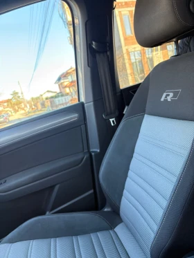 VW Touran R line 2.0TDI 7DSG - 24900 € / 48700.17 лв. - 23312846 14