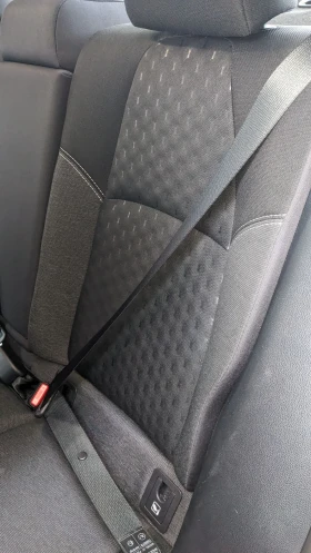 Toyota Corolla Седан - 9000 € / 17602.47 лв. - 89823255 15