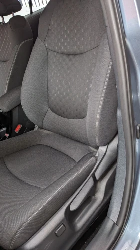 Toyota Corolla Седан - 9000 € / 17602.47 лв. - 89823255 14