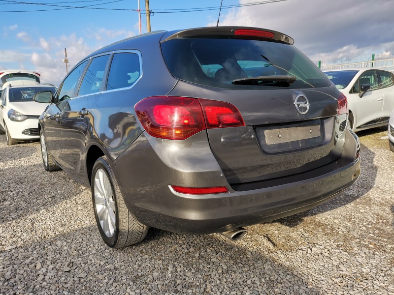 Opel Astra 1.4Ti 140 GPL COSMO, снимка 4 - Автомобили и джипове - 46355735