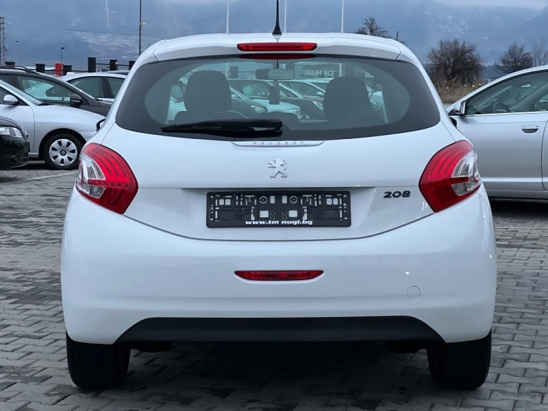 Peugeot 208 1.4i*GPL*NAVI*LED*TOP*, снимка 5 - Автомобили и джипове - 46355361