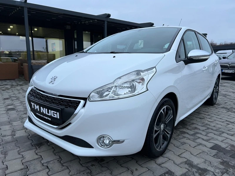 Peugeot 208 1.4i*GPL*NAVI*LED*TOP*, снимка 3 - Автомобили и джипове - 46355361