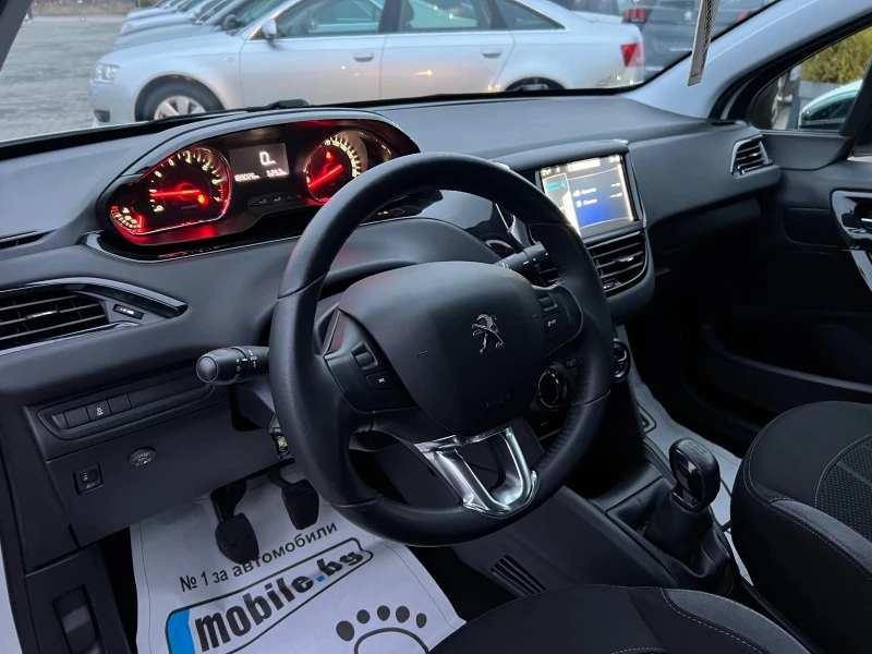 Peugeot 208 1.4i*GPL*NAVI*LED*TOP*, снимка 11 - Автомобили и джипове - 46355361