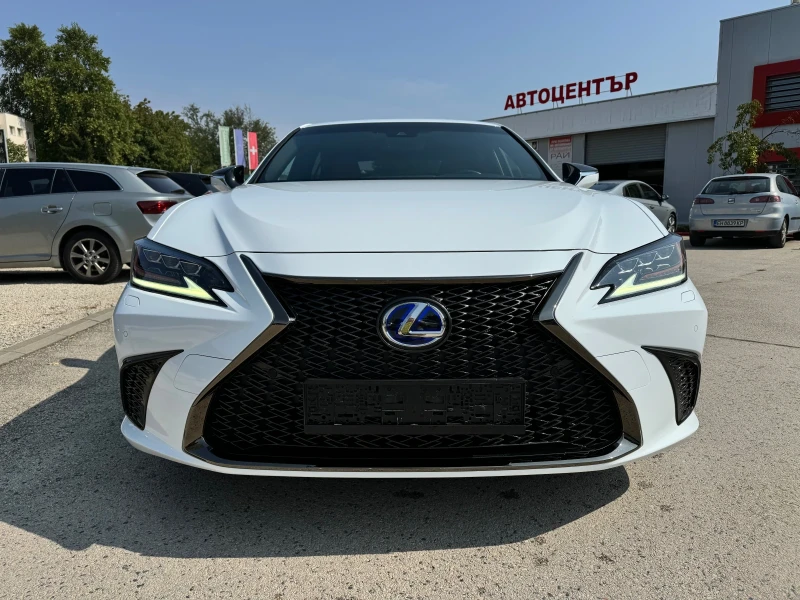 Lexus LS ES 300h 2.5h 70000км. F-Sport 218k.с Гаранция, снимка 2 - Автомобили и джипове - 45433878