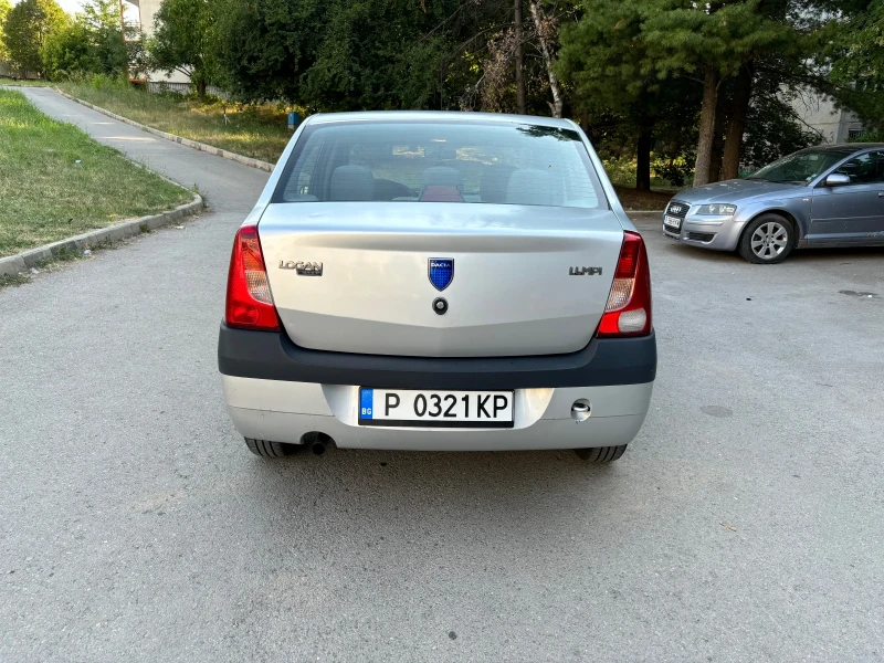 Dacia Logan, снимка 6 - Автомобили и джипове - 47438708