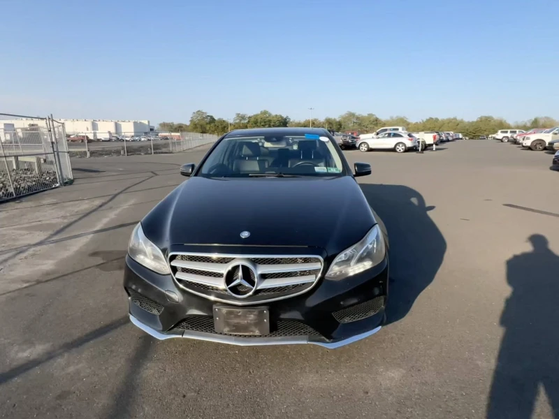 Mercedes-Benz E 350 4matic* подгряване* AMG* Face* Harman Kardon, снимка 1 - Автомобили и джипове - 47590701