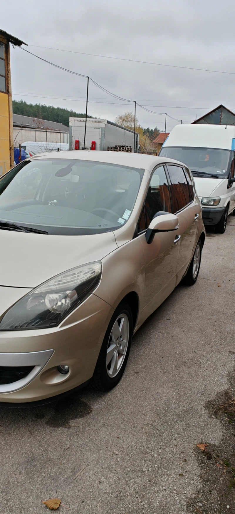 Renault Scenic, снимка 2 - Автомобили и джипове - 48034528