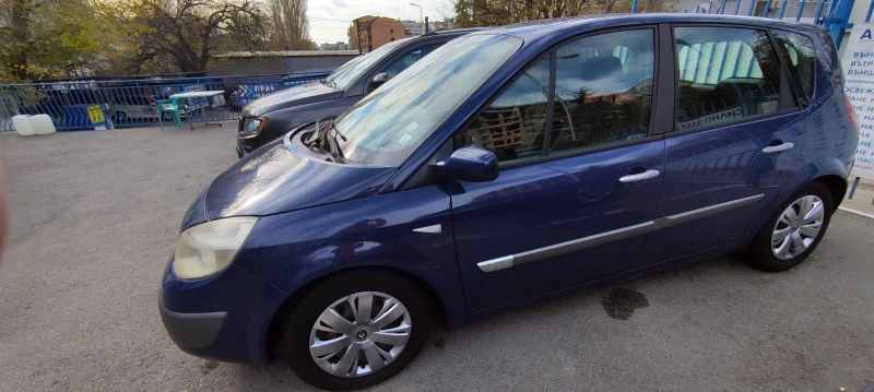 Renault Scenic, снимка 2 - Автомобили и джипове - 48088580