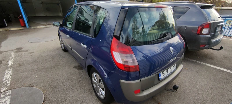 Renault Scenic, снимка 12 - Автомобили и джипове - 48088580