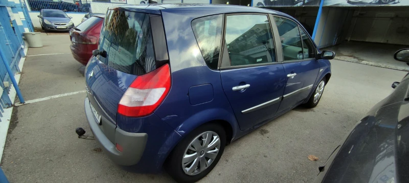 Renault Scenic, снимка 11 - Автомобили и джипове - 48088580