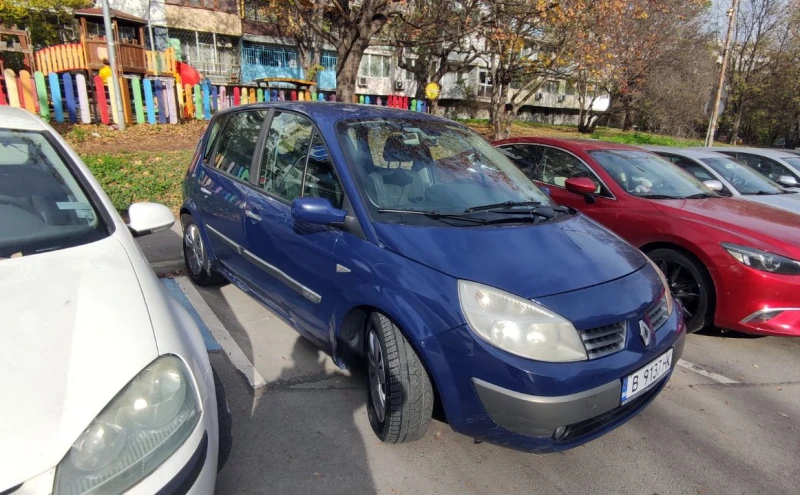 Renault Scenic, снимка 1 - Автомобили и джипове - 48088580