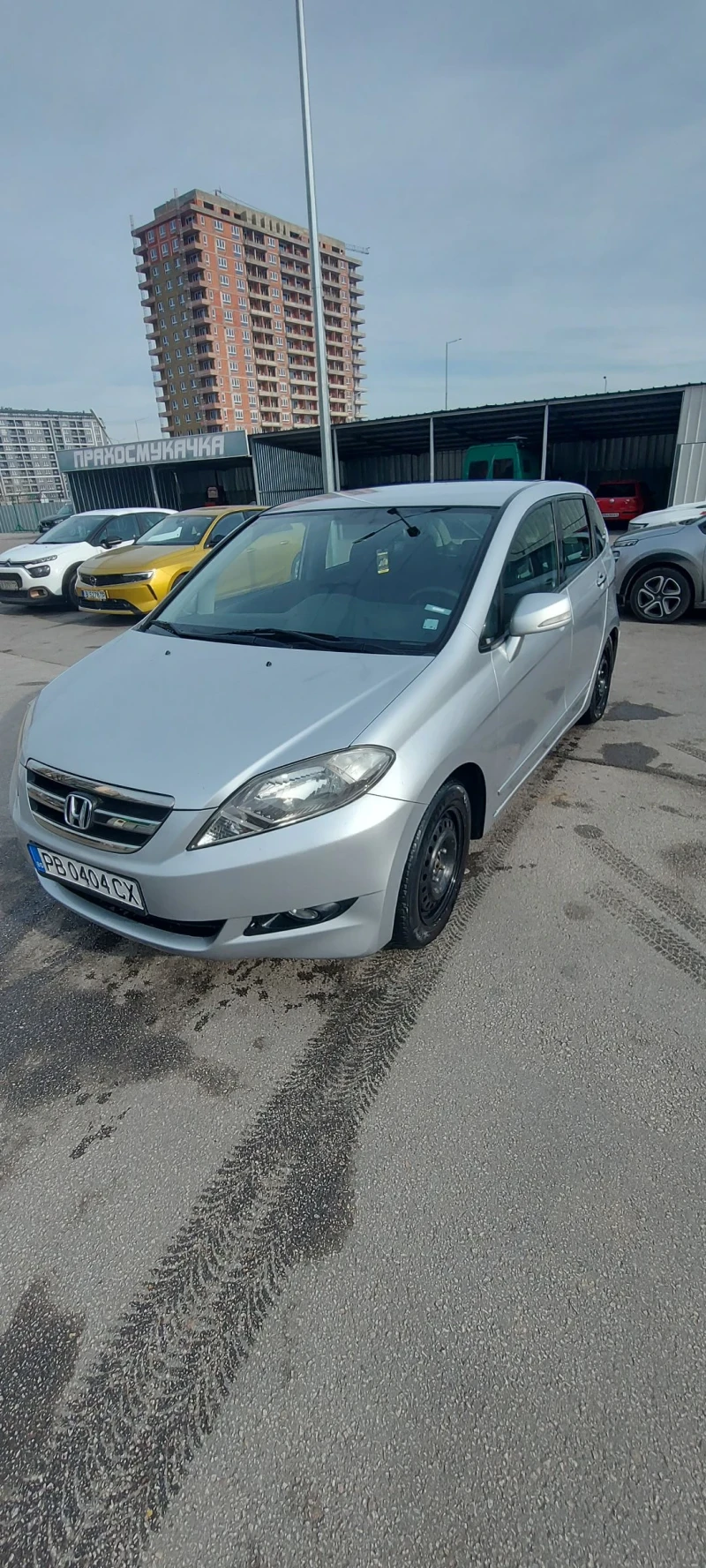 Honda Fr-v, снимка 1 - Автомобили и джипове - 49523467