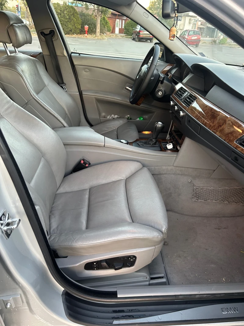 BMW 530 Бензин/Газ ТОП, снимка 8 - Автомобили и джипове - 52545032