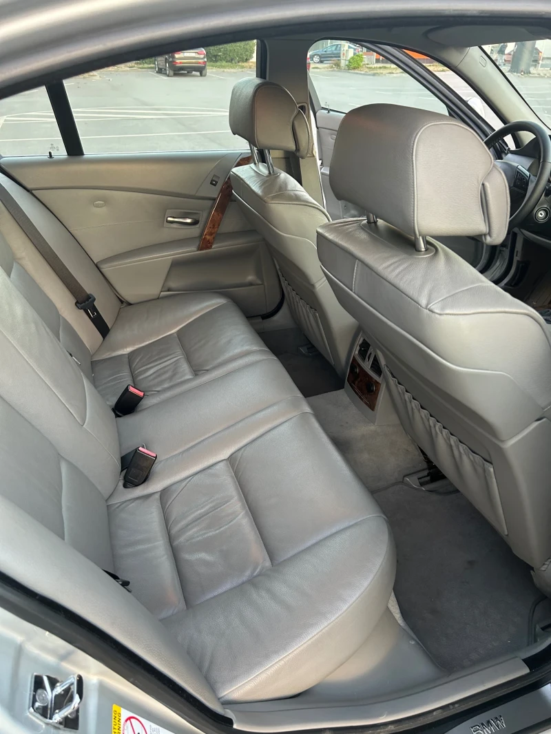 BMW 530 Бензин/Газ ТОП, снимка 9 - Автомобили и джипове - 52545032