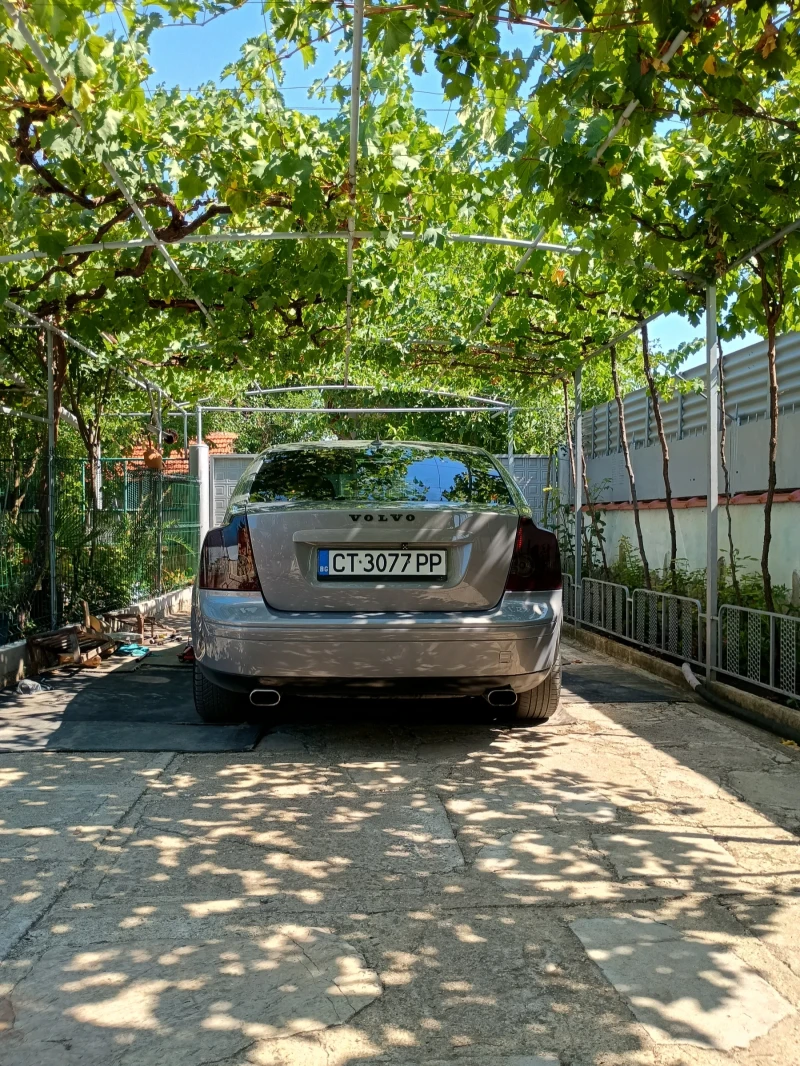 Volvo S40 2.4i, снимка 3 - Автомобили и джипове - 52806143