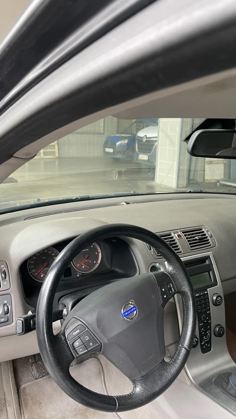 Volvo C30 2.0, снимка 4 - Автомобили и джипове - 53005494