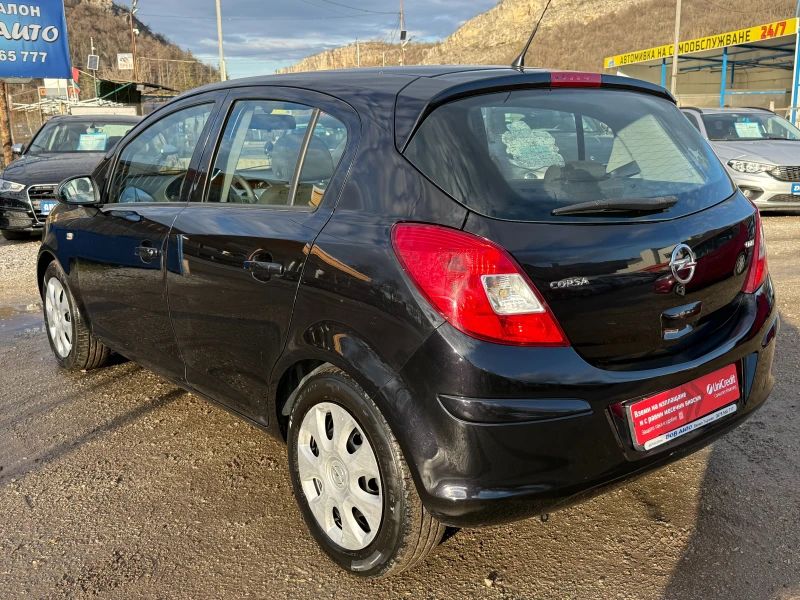 Opel Corsa 1.3CDTI-Климатик-5 Врати-бордови компютър MP3, снимка 4 - Автомобили и джипове - 53124404