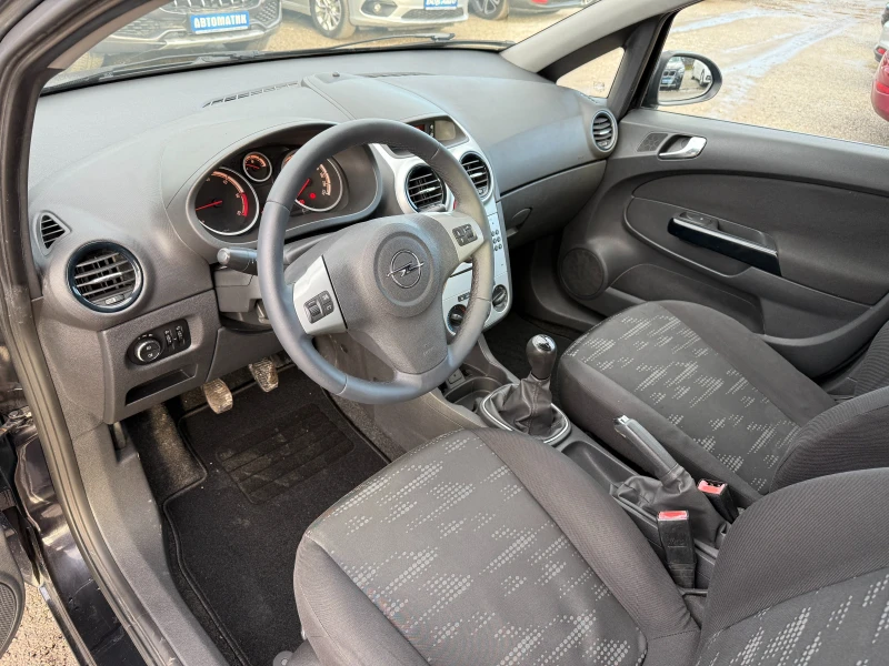 Opel Corsa 1.3CDTI-Климатик-5 Врати-бордови компютър MP3, снимка 9 - Автомобили и джипове - 53124404