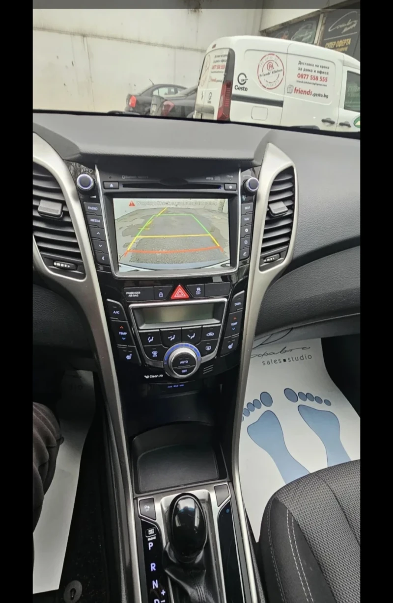 Hyundai I30 1.6 CRDI Автомат/Камера, снимка 2 - Автомобили и джипове - 53259868