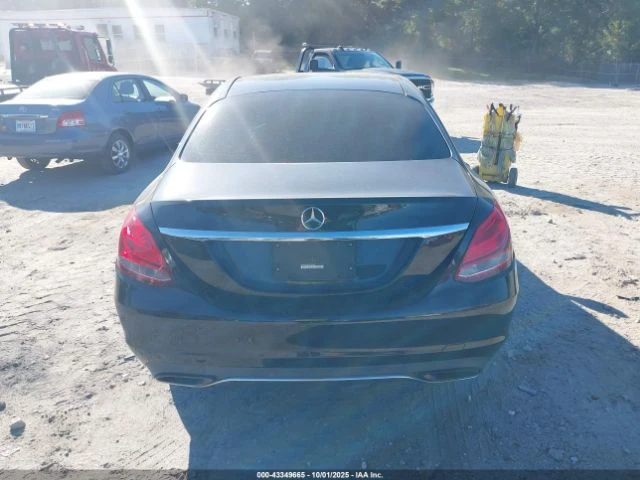 Mercedes-Benz C 300  - изображение 5