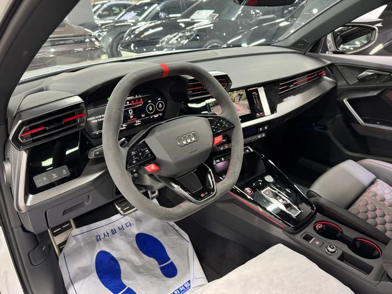 Audi Rs3 2.5 Automatic, снимка 4 - Автомобили и джипове - 55781719