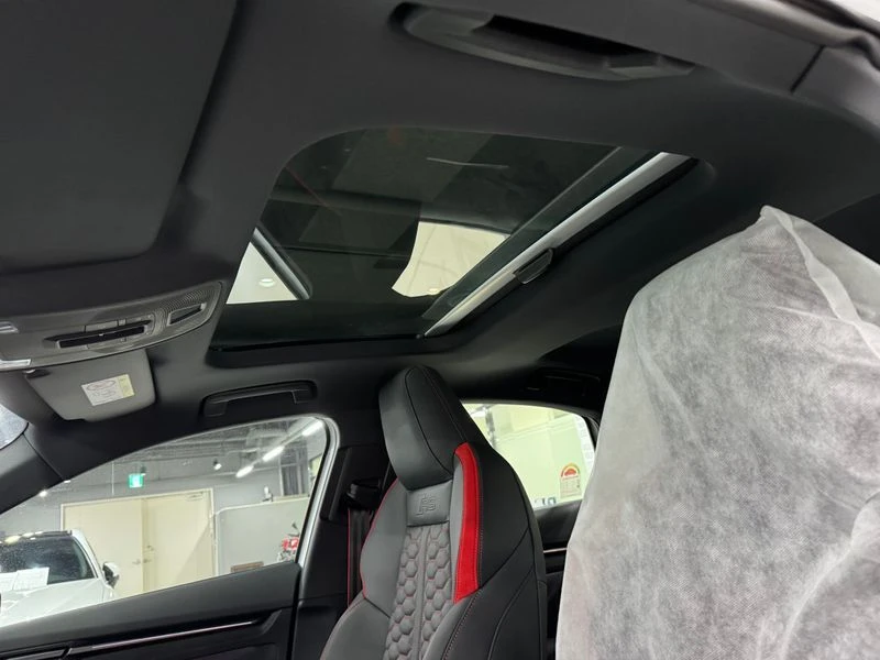 Audi Rs3 2.5 Automatic, снимка 14 - Автомобили и джипове - 55781719