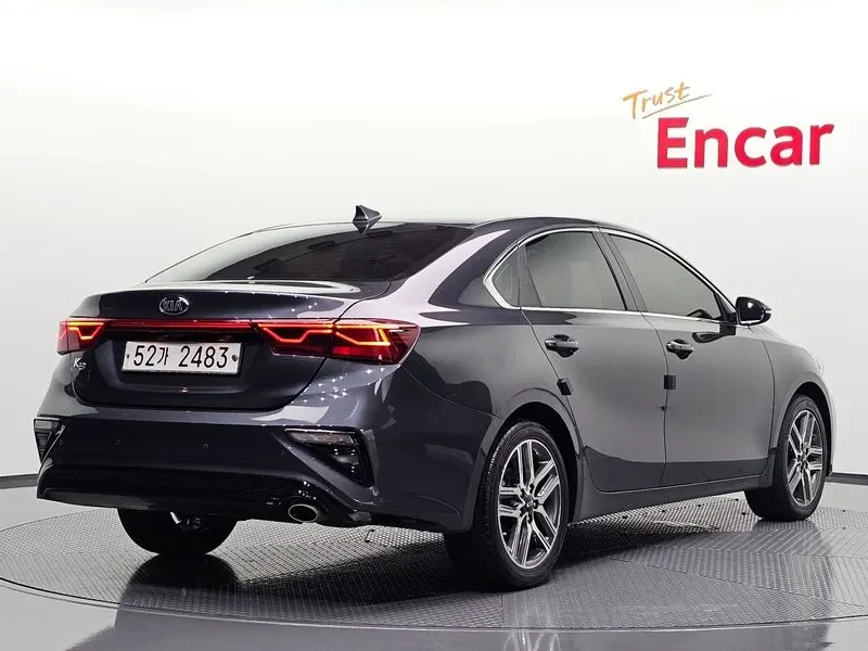 Kia K3 1.6/LUXURY, снимка 2 - Автомобили и джипове - 56702036