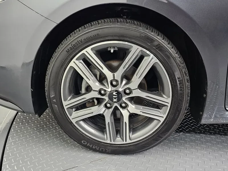 Kia K3 1.6/LUXURY, снимка 5 - Автомобили и джипове - 56702036