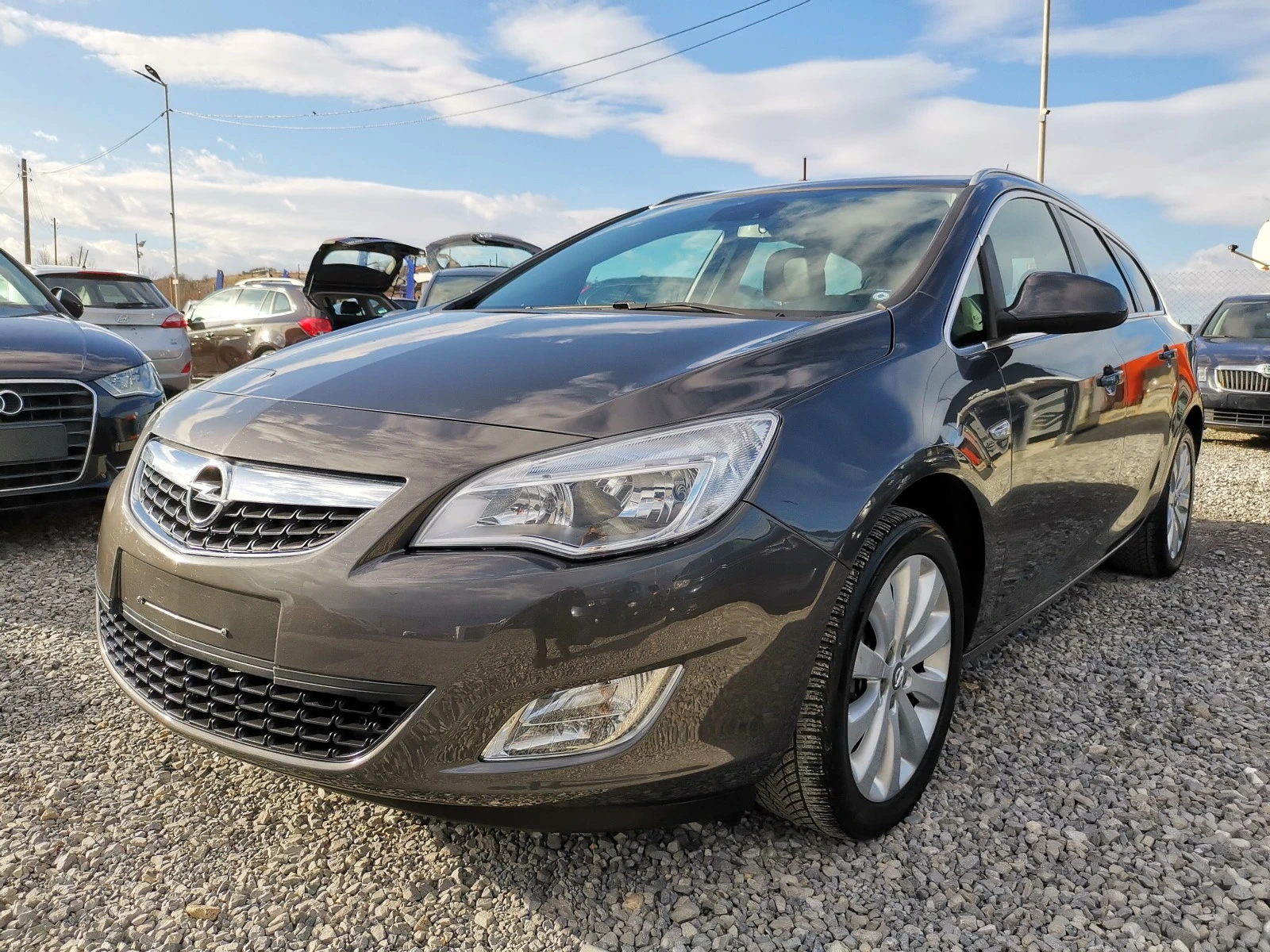 Opel Astra 1.4Ti 140 GPL COSMO - изображение 5