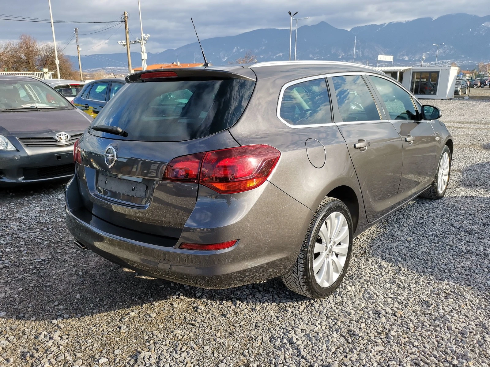 Opel Astra 1.4Ti 140 GPL COSMO - изображение 3