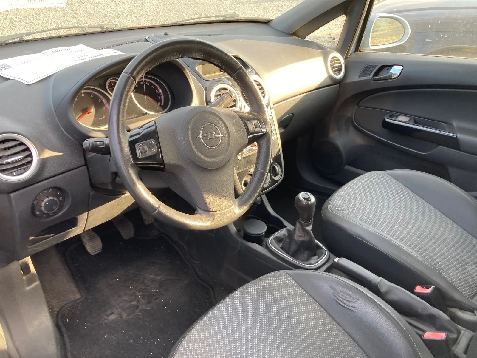 Opel Corsa 1.2 KLIMA - изображение 6
