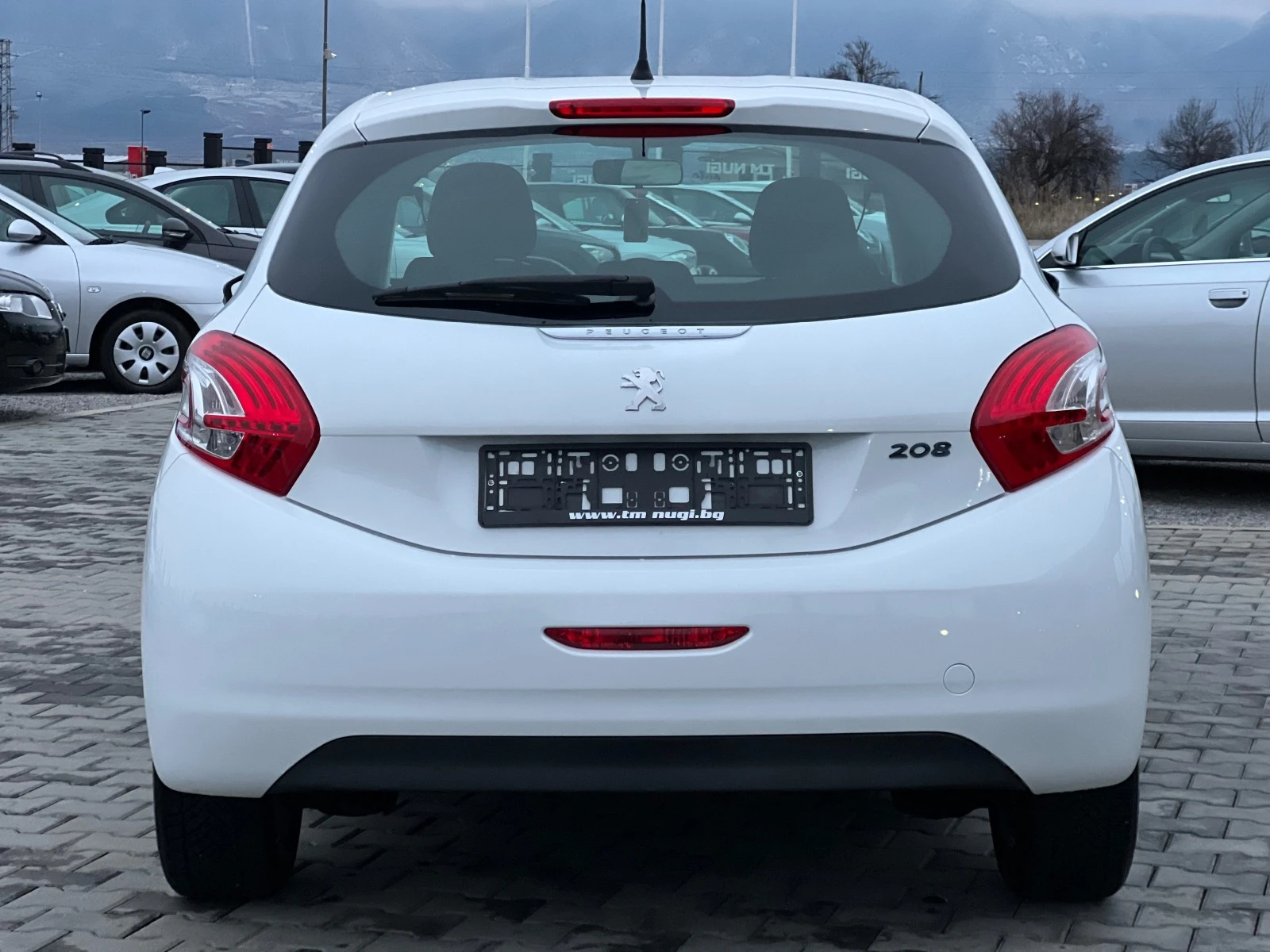 Peugeot 208 1.4i*GPL*NAVI*LED*TOP* - изображение 5