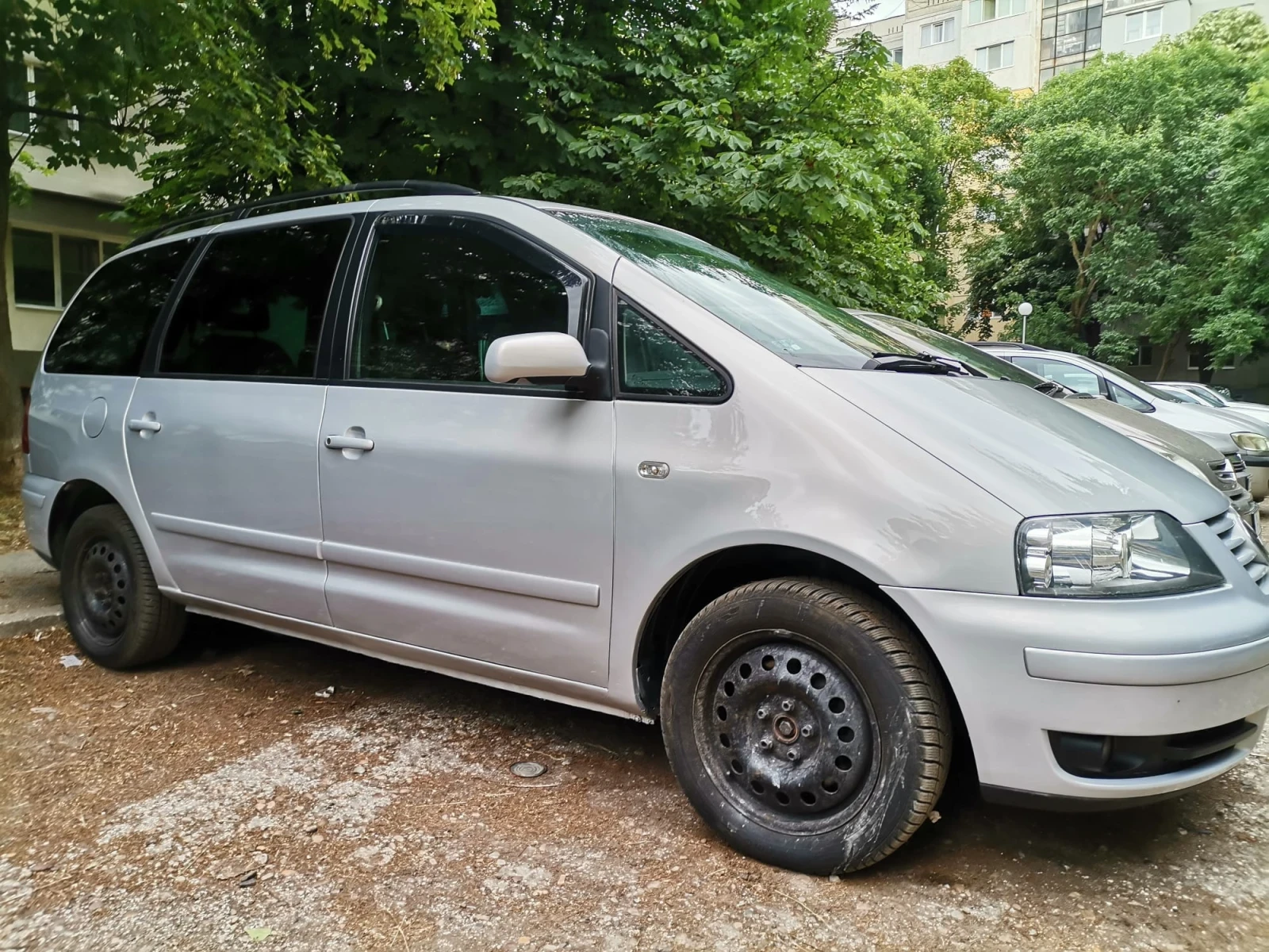 VW Sharan  - изображение 5