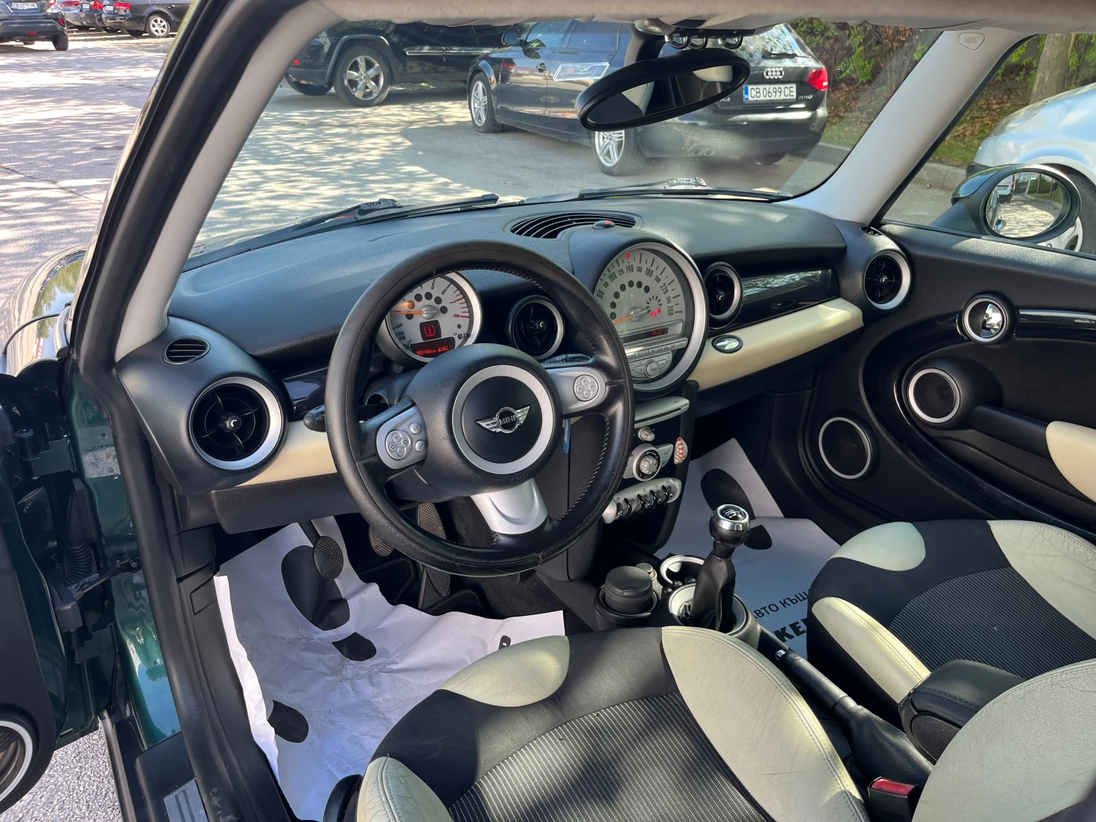 Mini One 1.4i Facelift - изображение 10