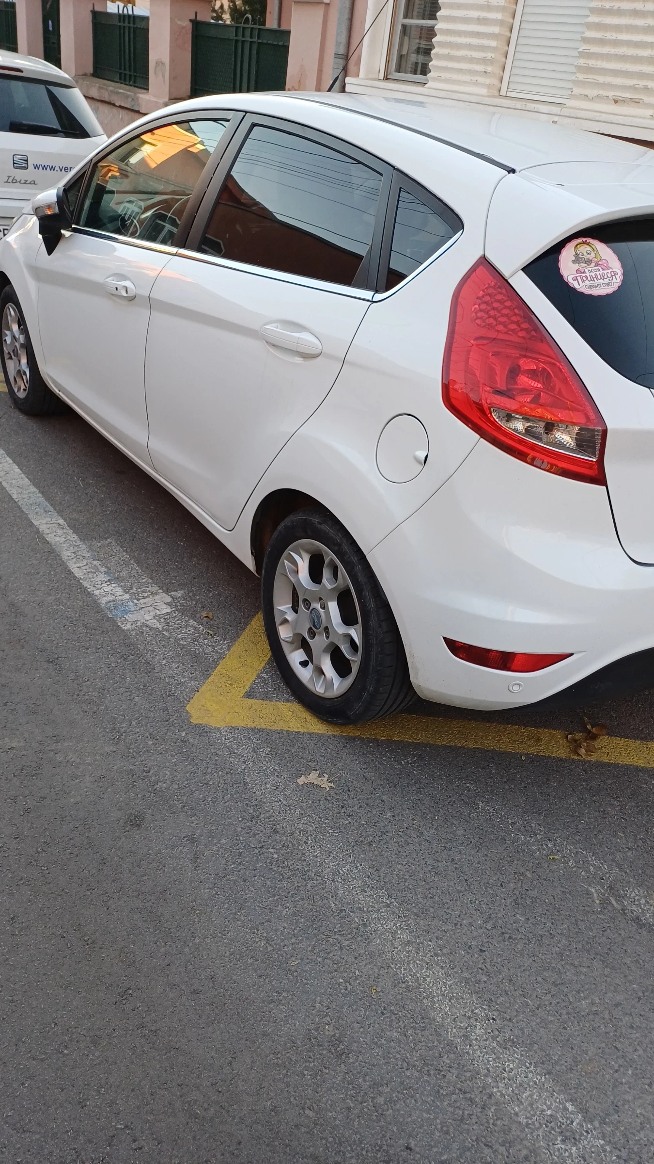 Ford Fiesta 1.4i Titanium +  - изображение 5