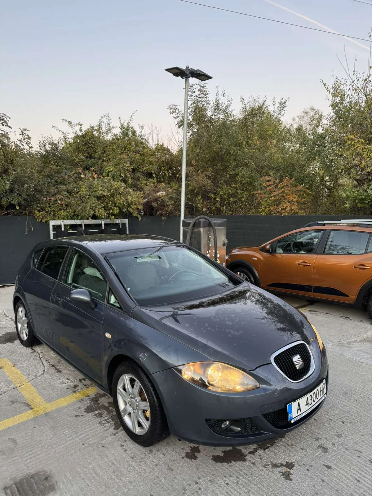 Seat Leon 1.6 Бензин/Газ - изображение 6