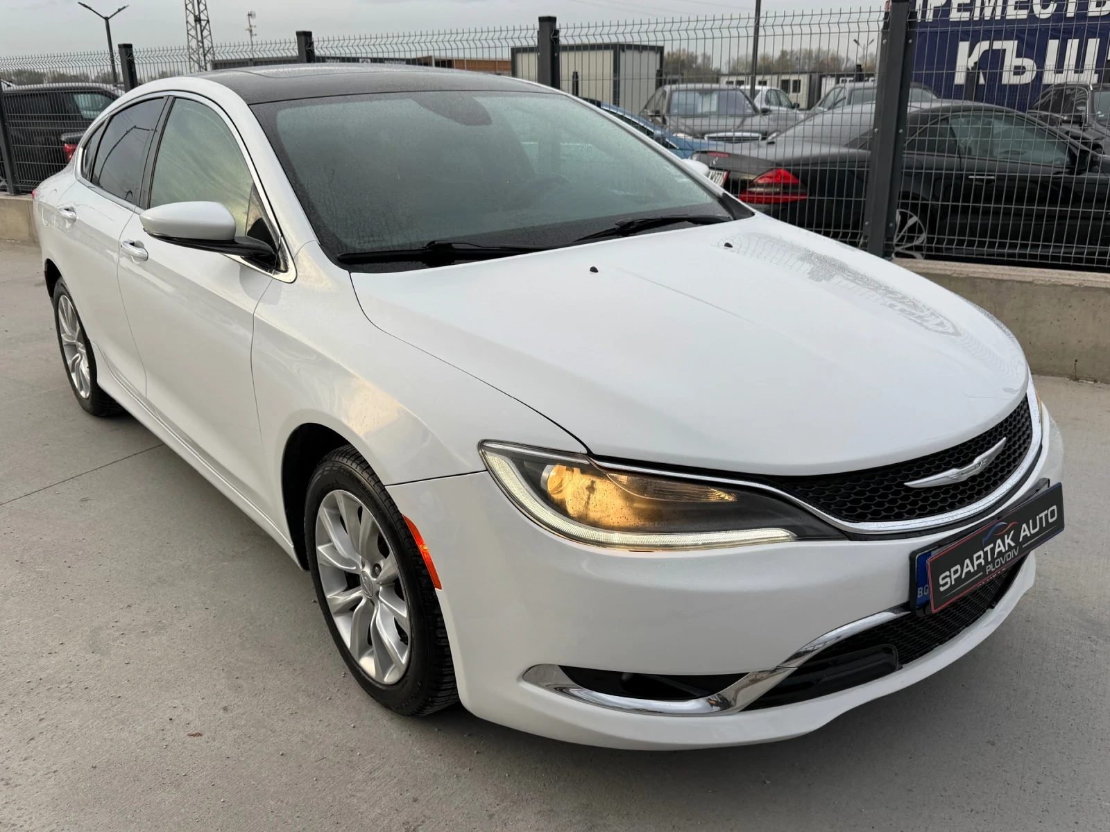 Chrysler 200 3.6i* АВТОМАТИК* 88.000КМ* НОВА*  - изображение 3