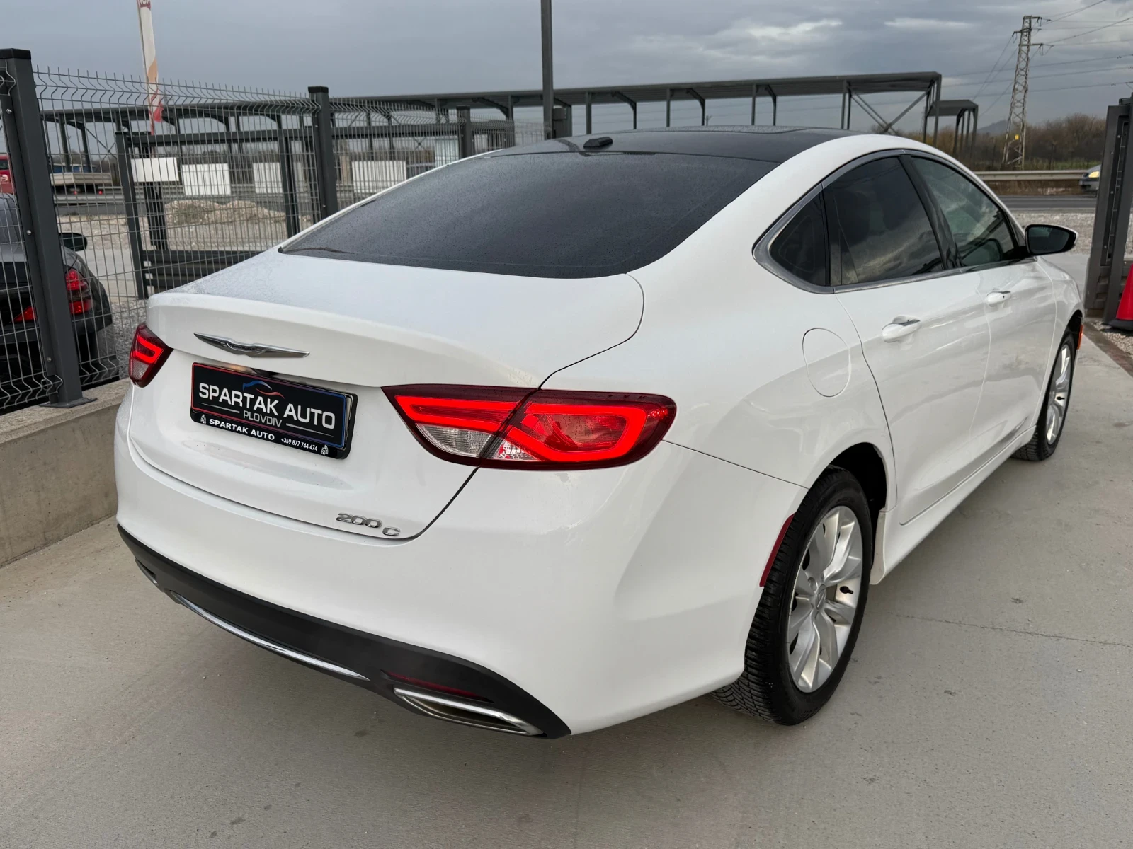 Chrysler 200 3.6i* АВТОМАТИК* 88.000КМ* НОВА*  - изображение 4