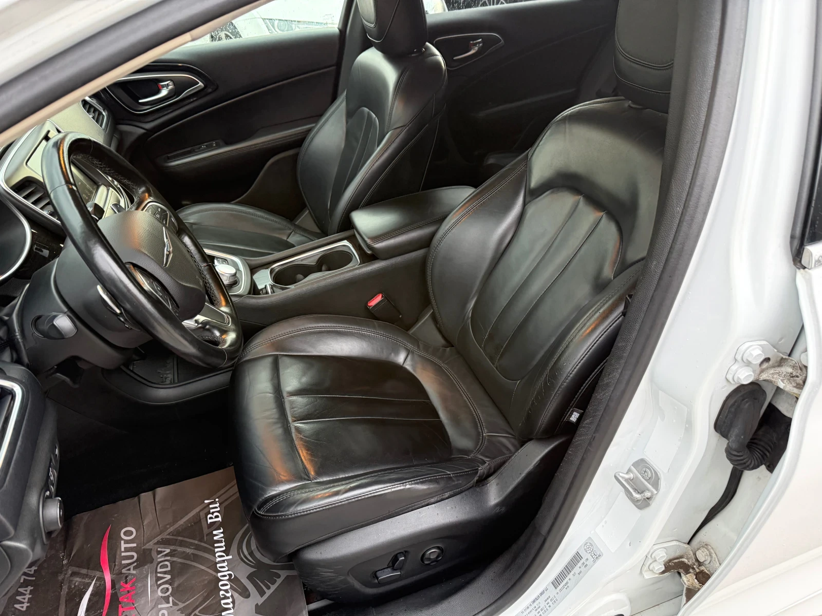 Chrysler 200 3.6i* * 88.000* *  | Mobile.bg   12