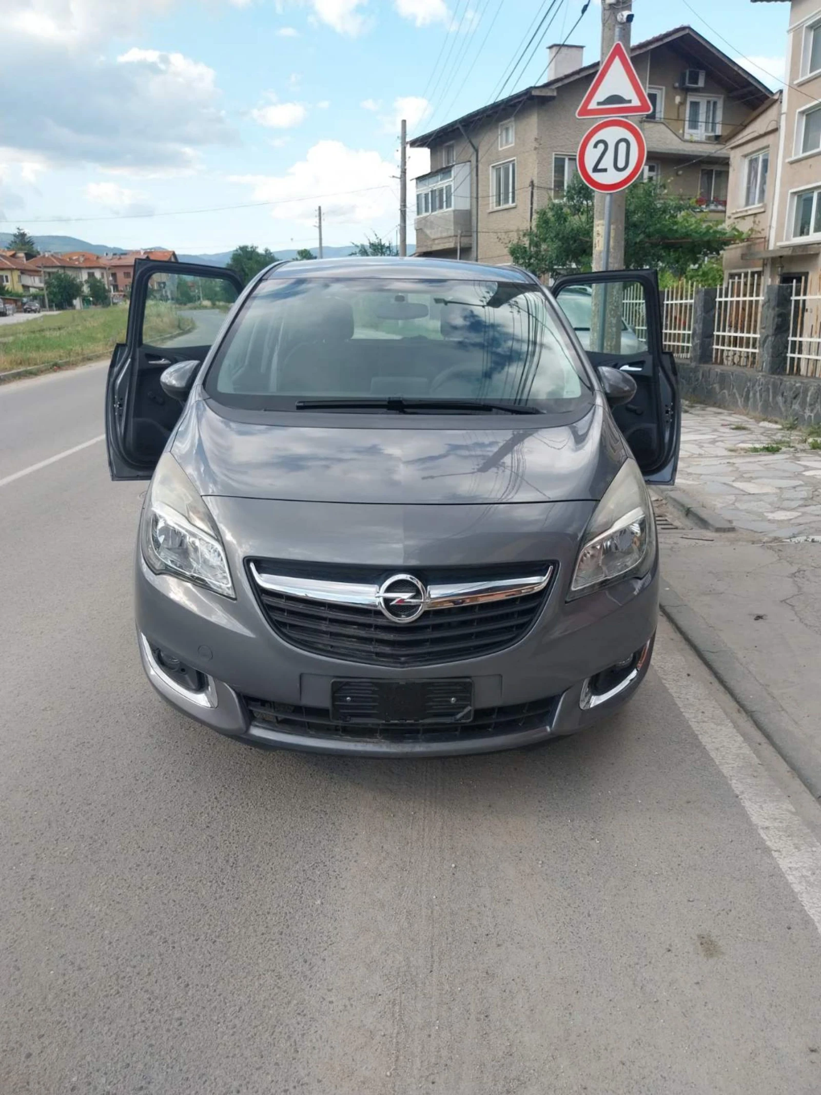 Opel Meriva 1.4benzin+ gaz, снимка 6 - Автомобили и джипове - 53744832