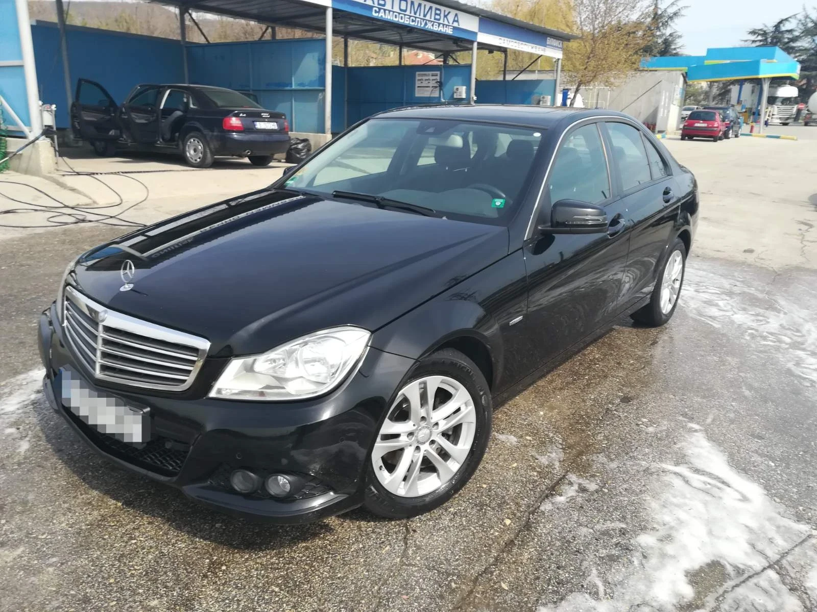 Mercedes-Benz C 220