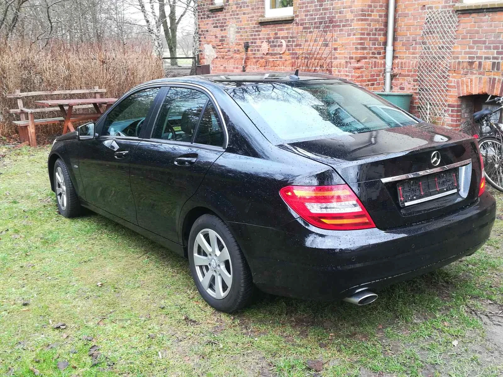 Mercedes-Benz C 220, снимка 2 - Автомобили и джипове - 53769751