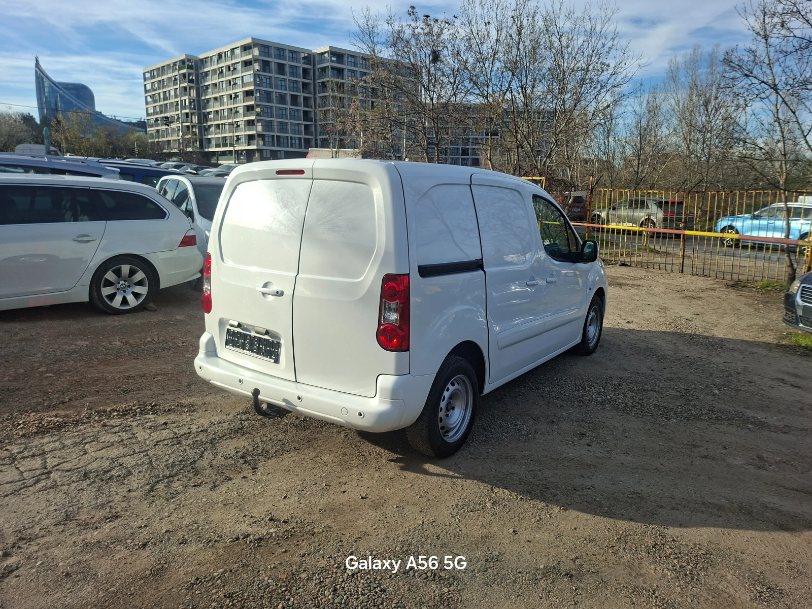 Peugeot Partner  2+ 1 Места, EURO 5, снимка 3 - Автомобили и джипове - 54114453