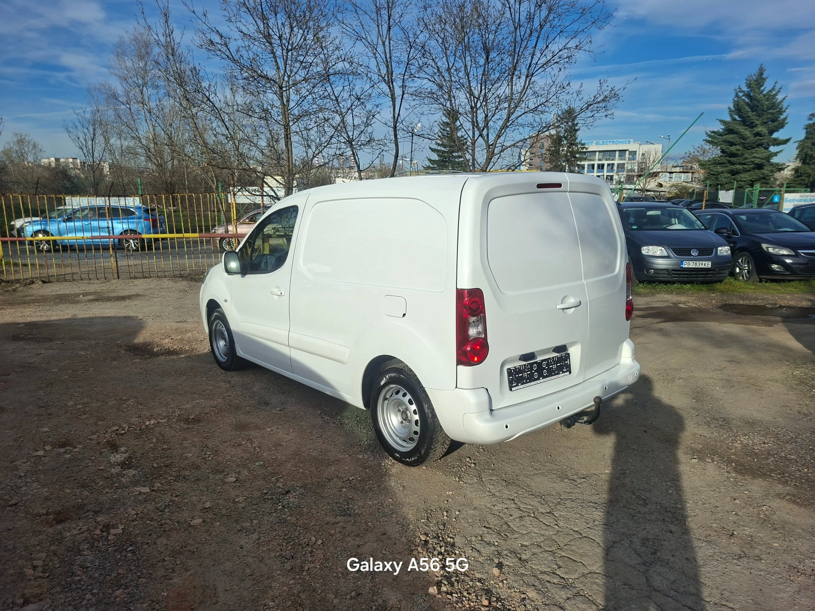 Peugeot Partner  2+ 1 Места, EURO 5, снимка 4 - Автомобили и джипове - 54114453