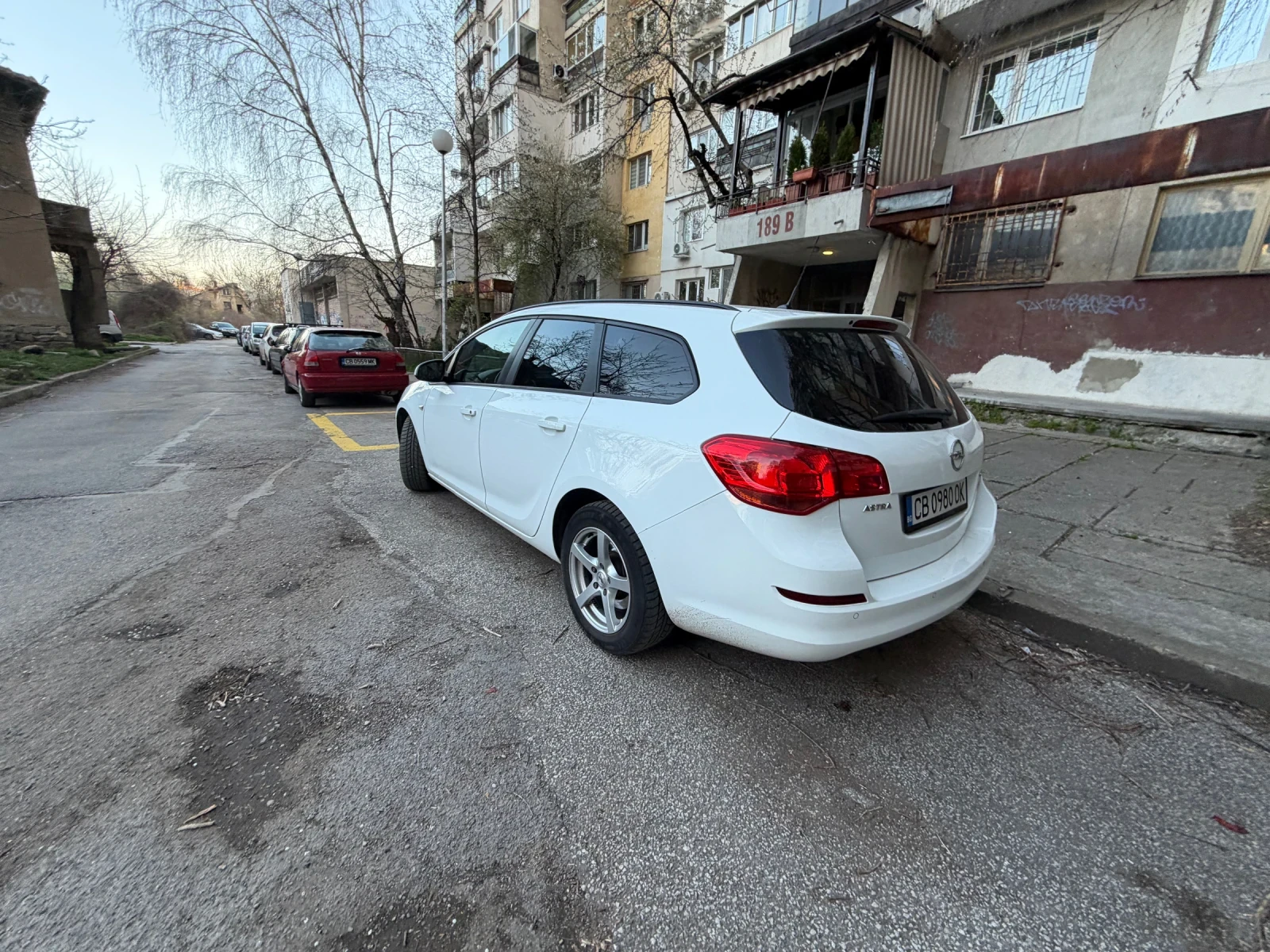 Opel Astra J, снимка 4 - Автомобили и джипове - 54117658