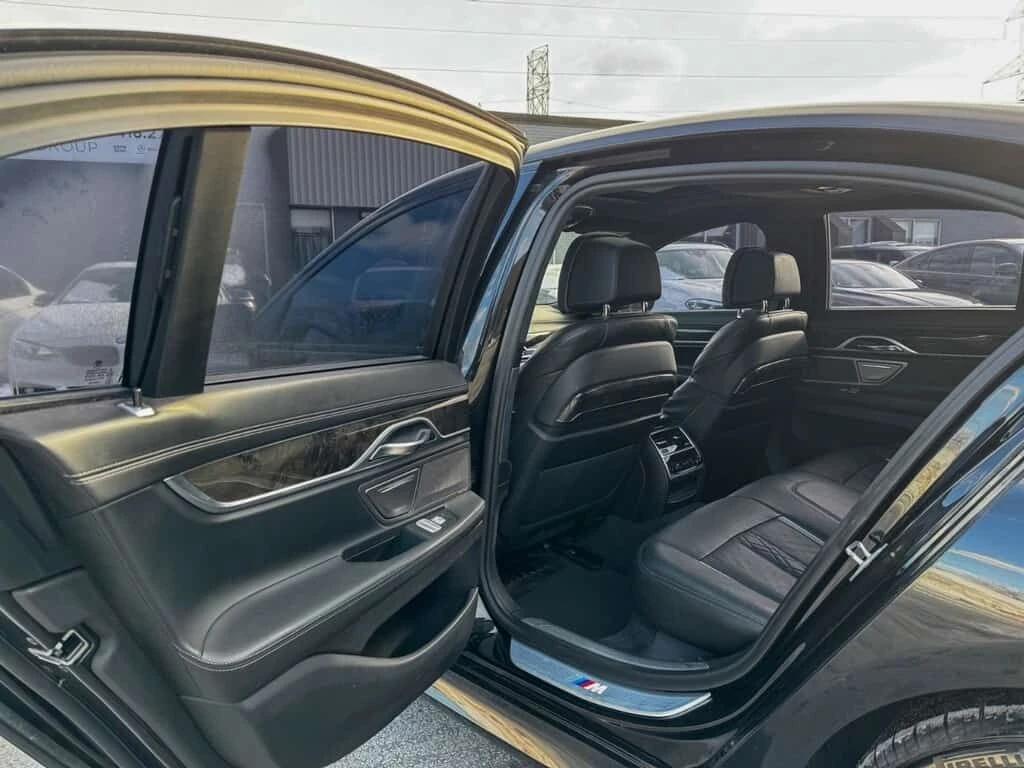 BMW 750 I xDrive| M ПАКЕТ| ОБДУХВАНЕ| МАСАЖИ| ПАНОРАМА| , снимка 13 - Автомобили и джипове - 54234517