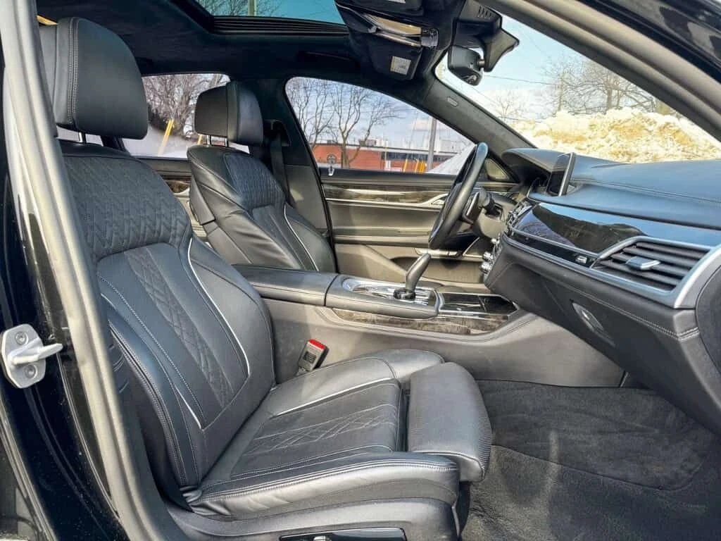 BMW 750 I xDrive| M ПАКЕТ| ОБДУХВАНЕ| МАСАЖИ| ПАНОРАМА| , снимка 17 - Автомобили и джипове - 54234517