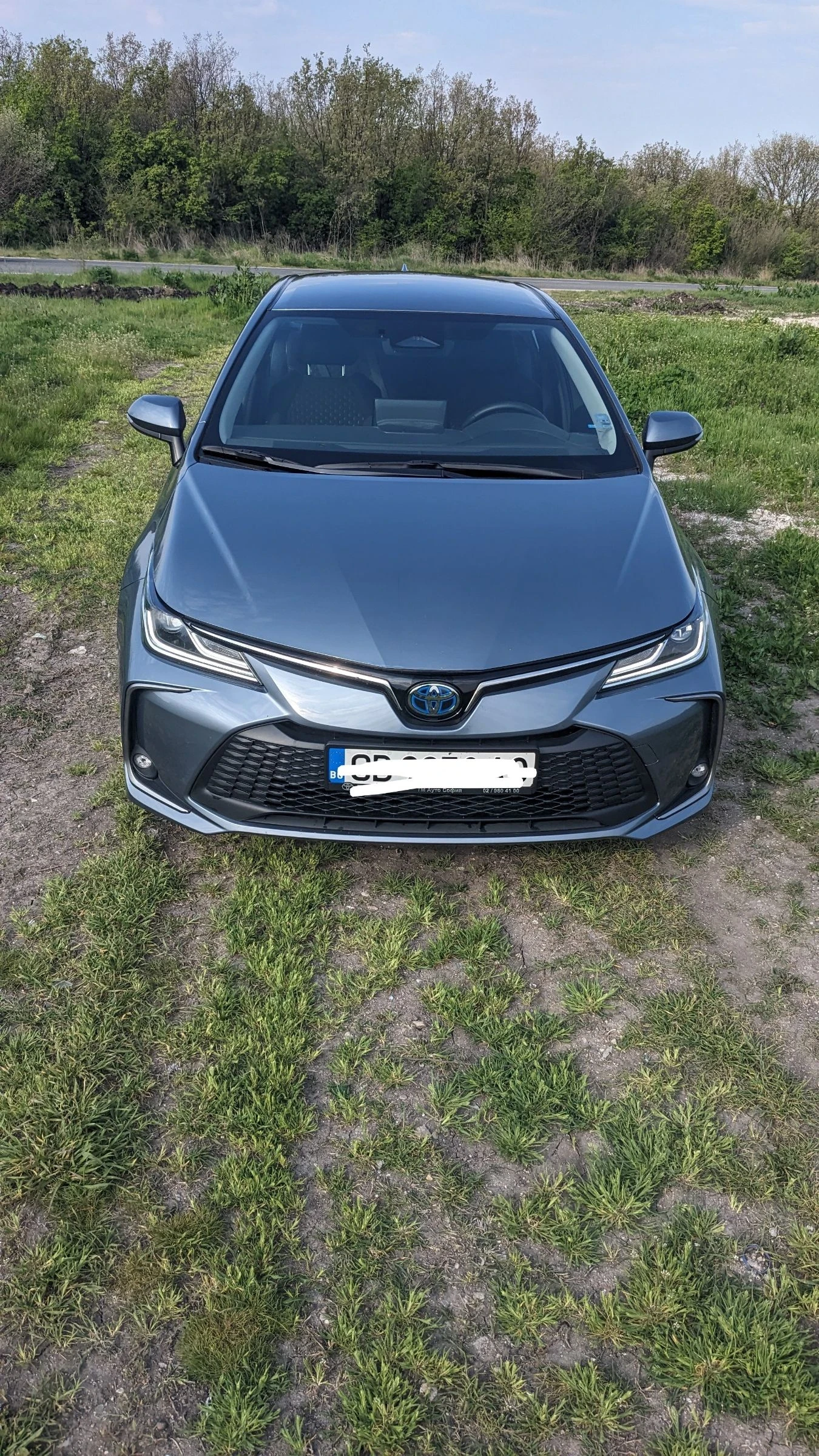 Toyota Corolla 1.8 Хибрид , снимка 2 - Автомобили и джипове - 54263820