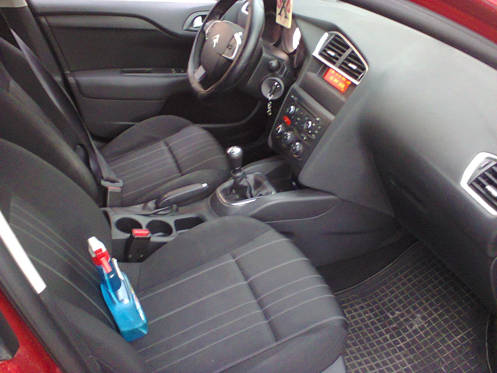 Citroen C4 1.4 i  Евро 5 , снимка 16 - Автомобили и джипове - 54300796